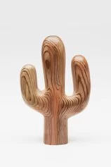 Claudia Comte, Leo (wooden cactus), 2022.Sequoia, cm 64 x 42 x 15