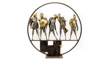 Immortali, 2021
Terracotta policroma, metallo, foglia d'oro H 82 x L 80 x P 25 cm (Serie “ L’infinito volgere del
tempo”)