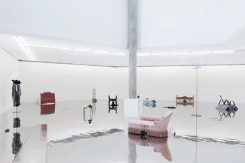 Sophie Jung, The Bigger Sleep, 2019, installation view @Kunstmuseum Basel, Basel, Credit Gina Folly, Courtesy Kunstmuseum Basel