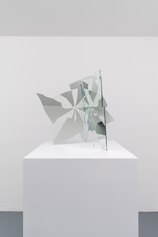 Ariel Schlesinger - Nice to meet you, M05, 2019
mirror and glass
67×67×46 cm
Courtesy the artist and Galleria Massimo Minini
Ph. Andrea Gilberti – Alberto Petrò