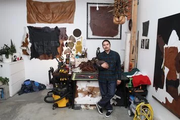 Esteban Ramon Perez in studio, Los Angeles