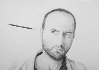 Massimiliano Galliani, Storie della mia matita, Autoritratto, matita su carta,2018 foto dell'artista