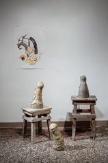 Naomi Eller, Imprints of Memory (collage), Standing Weights (sculptures). Ph. Francesco Allegretto