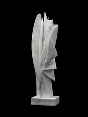 Gigi Guadagnucci: Rondine, 1989 marmo statuario, cm 71x20x20