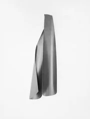 Serj, Flat Fold Floats, 2019, stampa digitale da negativo analogico, 196x150 cm