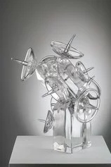 Tony Cragg, Untitled, 2021, Blown glass, 50 x 40 x 35 cm - Courtesy the artist and Berengo Studio, Photo credit Francesco Allegretto