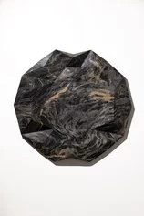 Vincenzo Marsiglia, Fold Star Marble, 2021, marmo Explosion Blue, diametro 60 cm, Ph Loiic Thébaud